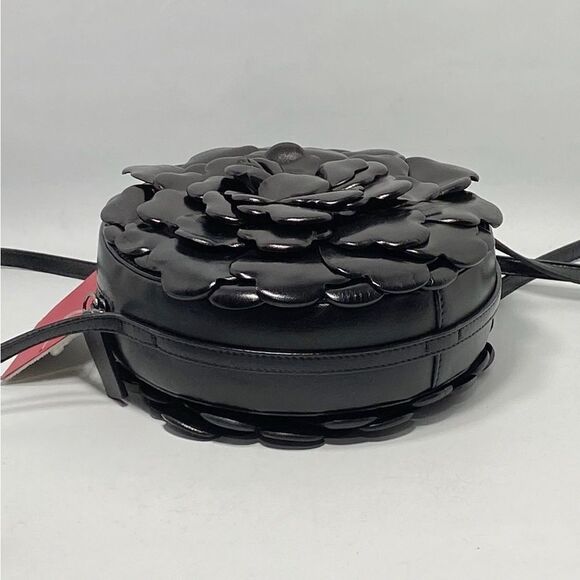 Valentino Garavani 03 Rose Edition Atelier round crossbody bag - Picture 5 of 13